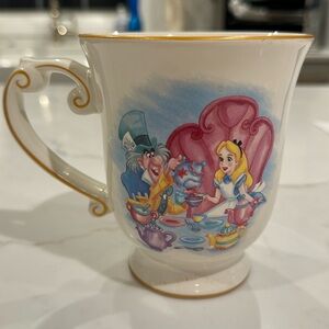 Alice in Wonderland Teacup